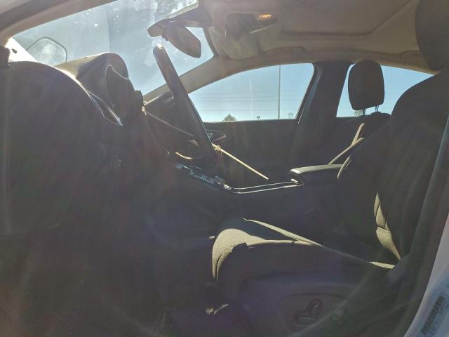 Chrysler 200 Limited Image 5