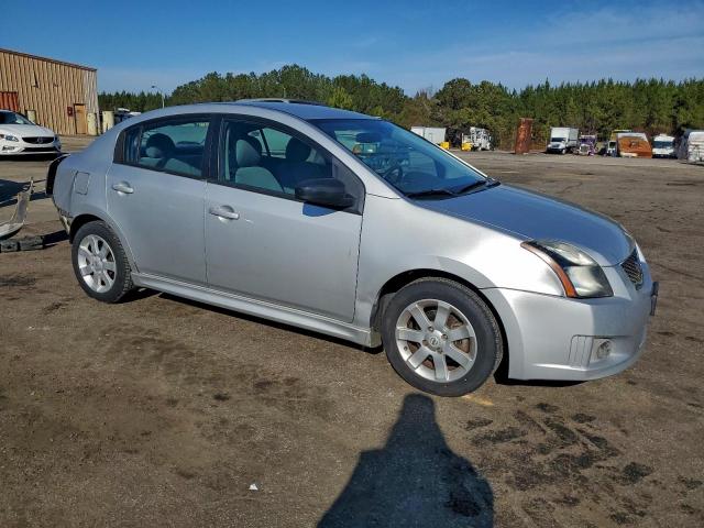 Nissan Sentra 2.0 Image 12