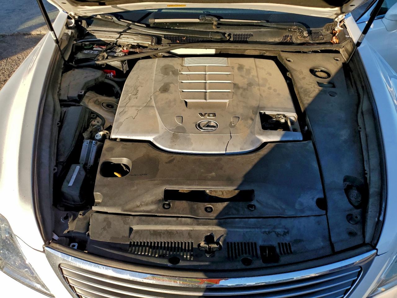 Lexus LS 460 Image 11