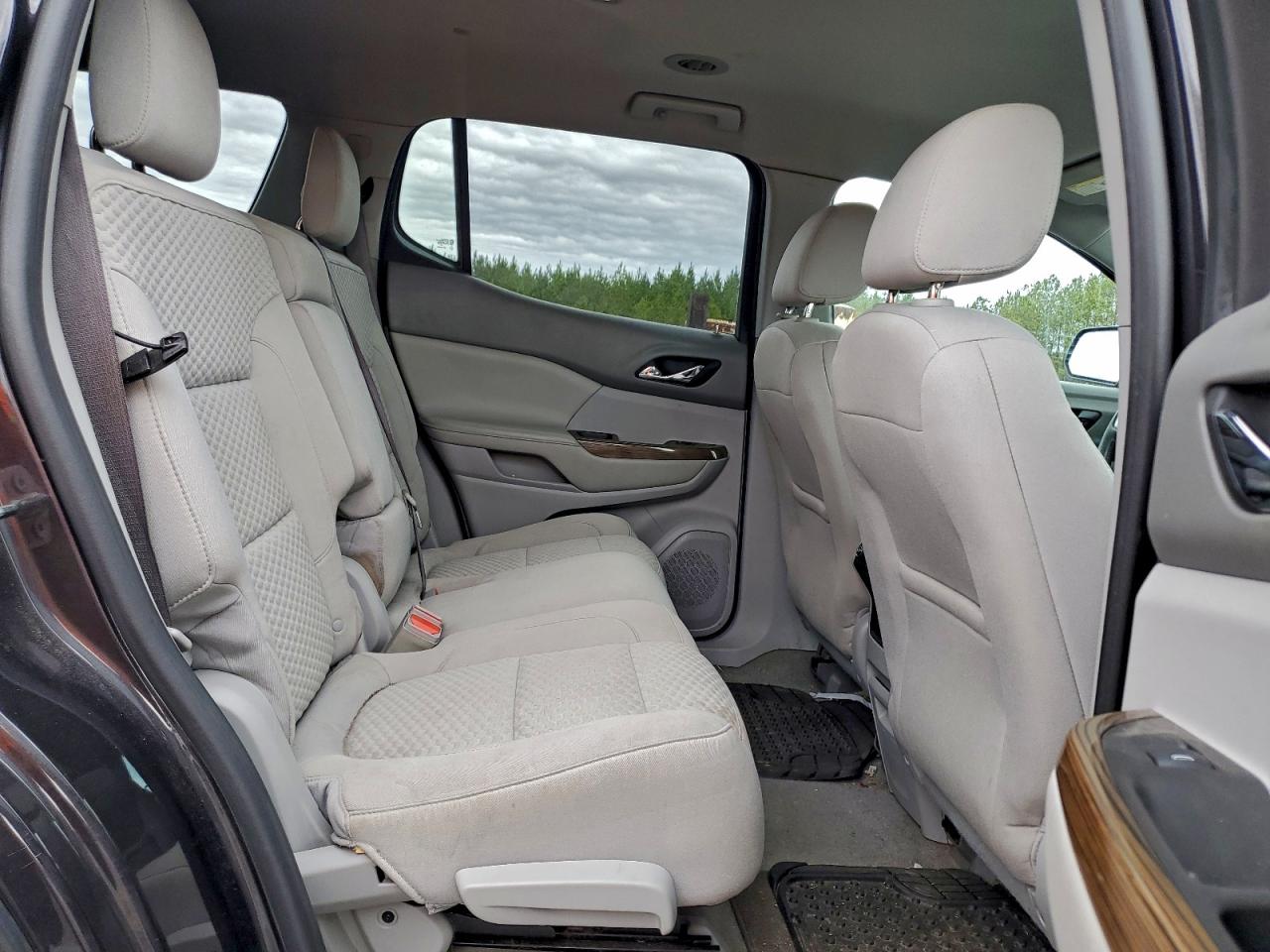 GMC Acadia Sle Image 8