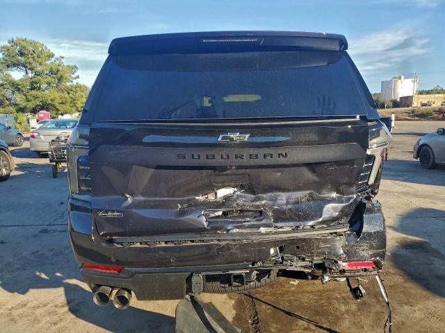 Chevrolet Suburban K1500 Z71 Image 6