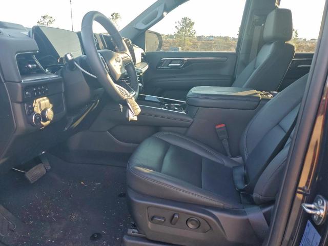 Chevrolet Suburban K1500 Z71 Image 11