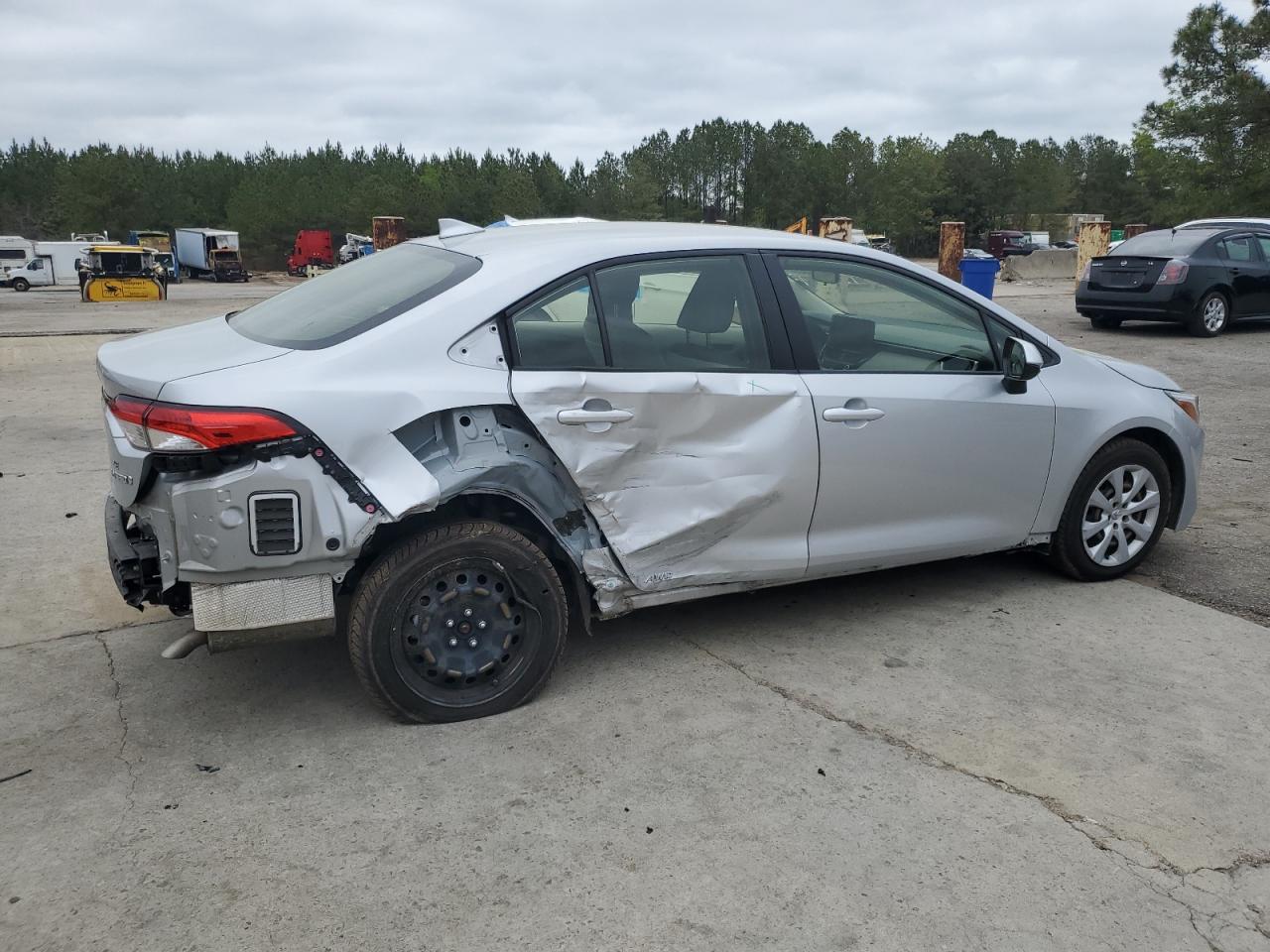 Toyota Corolla Le Image 9