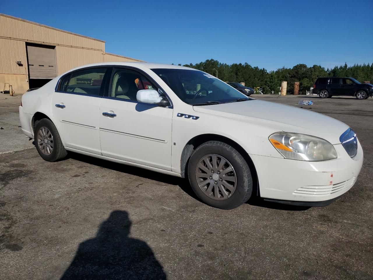 Buick Lucerne Cx Image 4