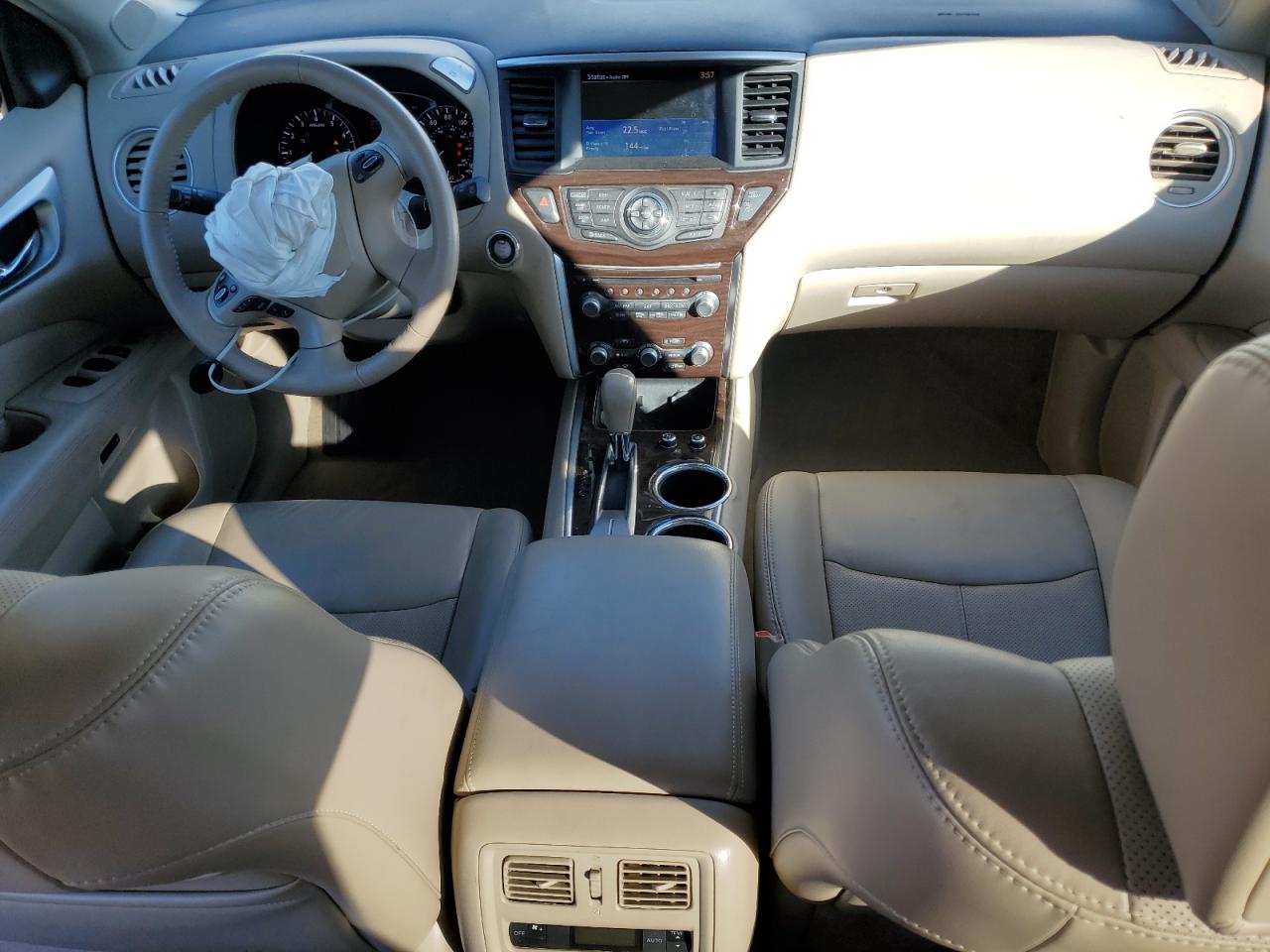 Nissan Pathfinder S Image 5