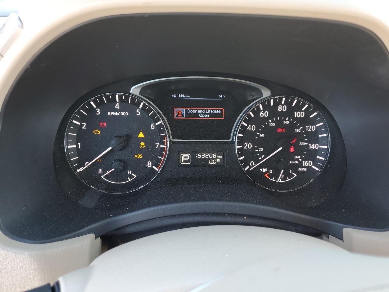 Nissan Pathfinder S Image 10