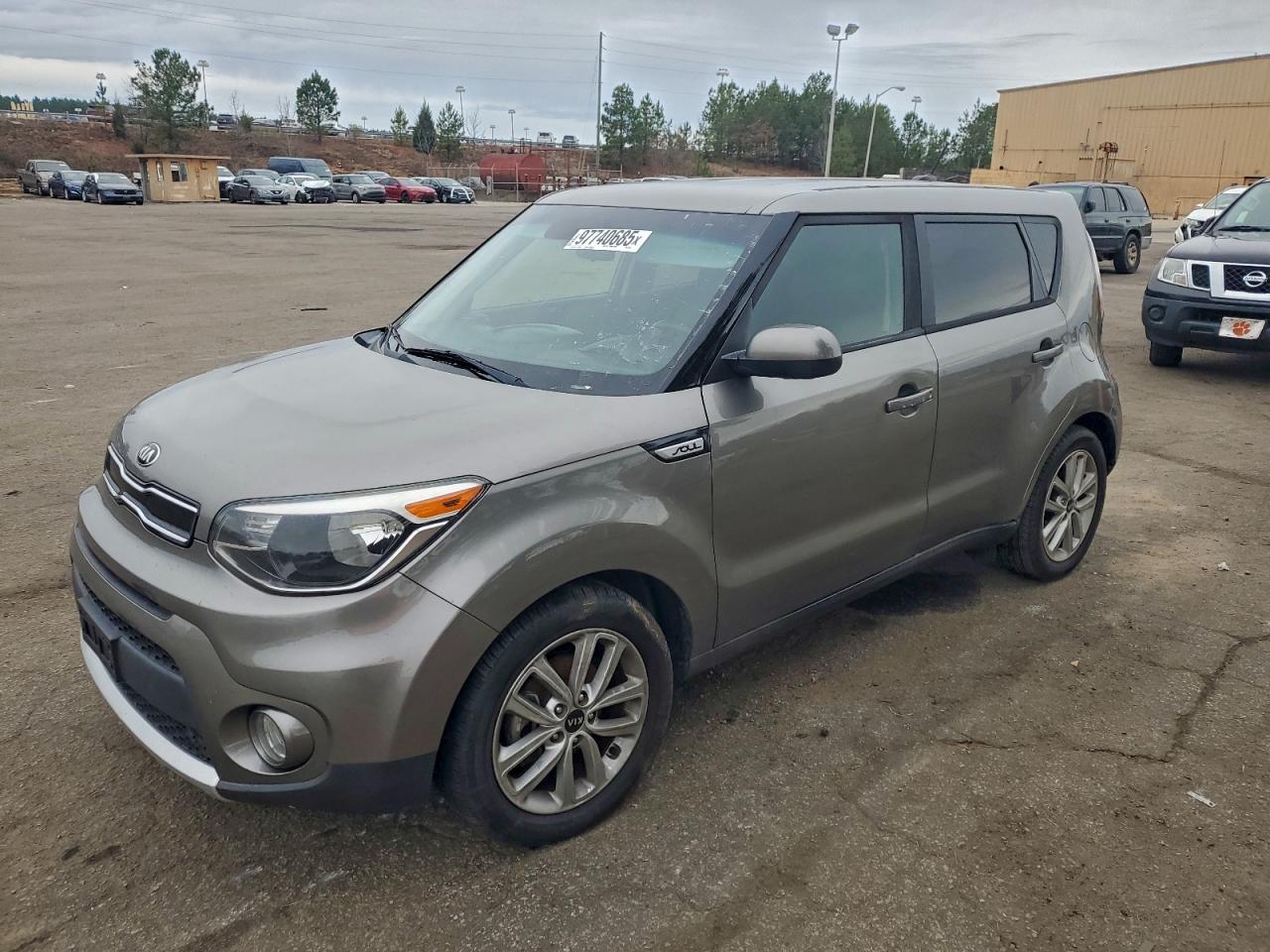 Kia Soul + Image 1