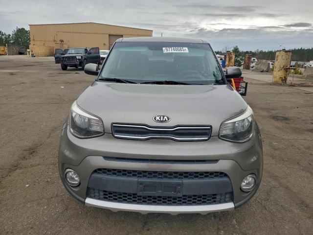 Kia Soul + Image 9
