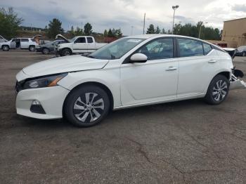  Salvage Nissan Altima