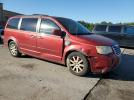 Chrysler Minivan Touring Image 4