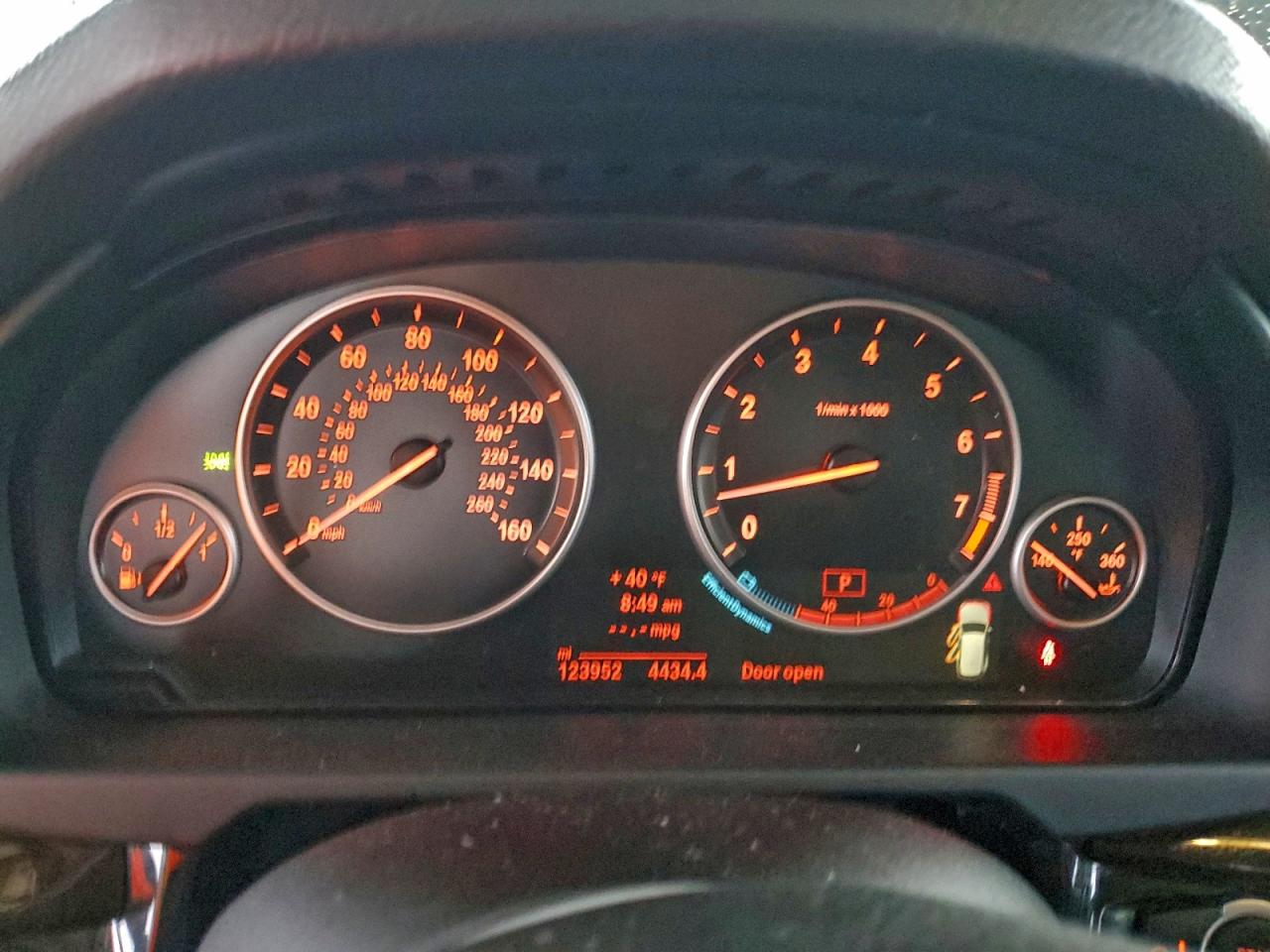 BMW X Series Xdrive35i Image 4