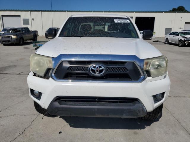 Toyota Tacoma Double Cab Image 12