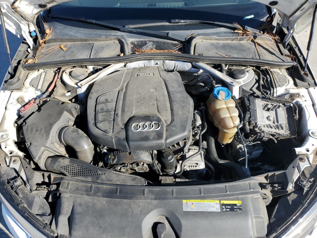 Audi A4 Premium Image 10