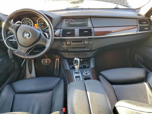 BMW X Series Xdrive50i Image 11