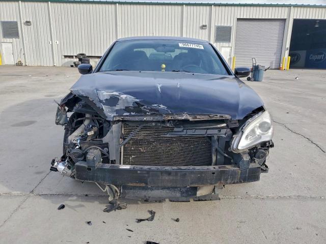 Chrysler 200 Lx Image 5