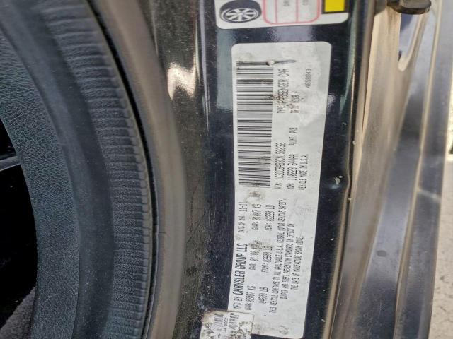 Chrysler 200 Lx Image 11