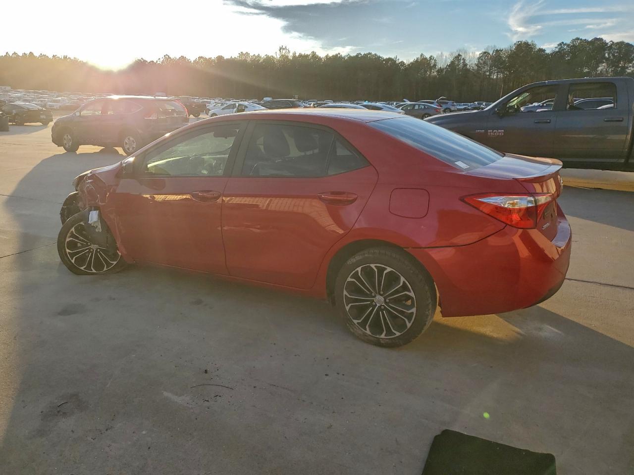 Toyota Corolla L Image 13