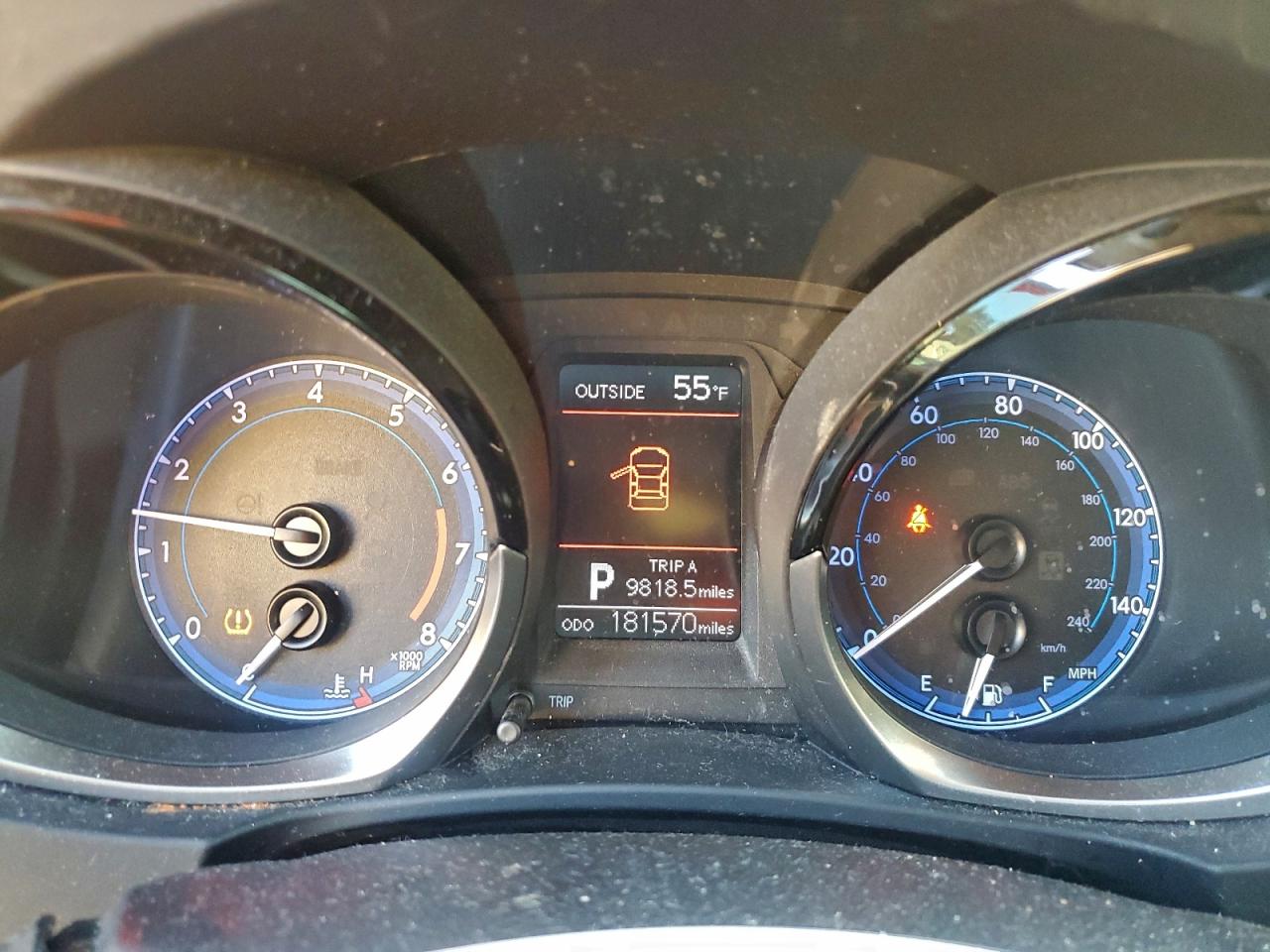 Toyota Corolla L Image 4