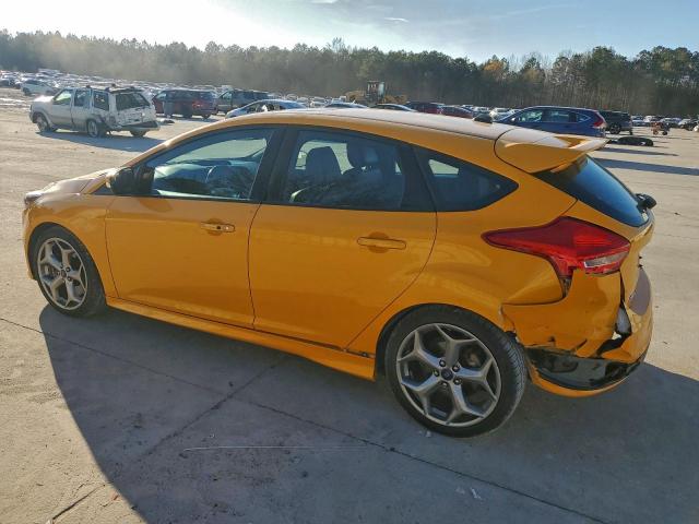 Ford Focus St Image 2