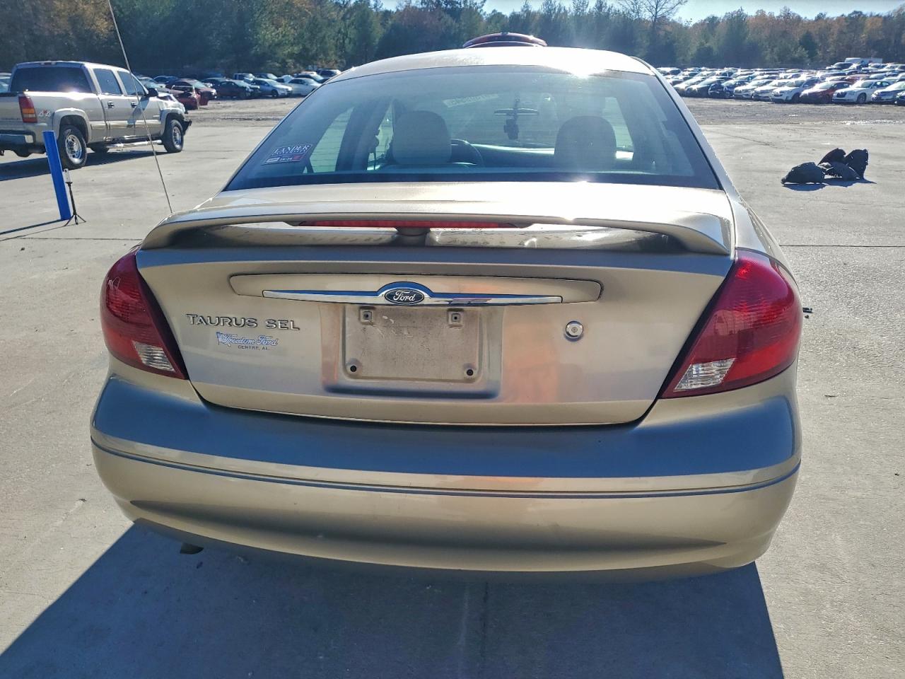 Ford Taurus Sel Image 11