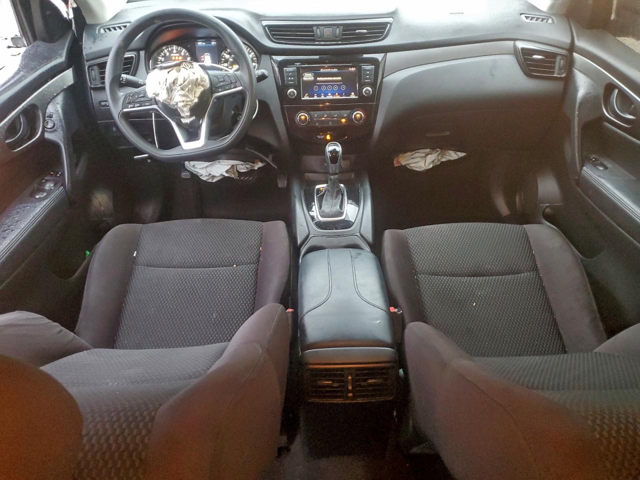 Nissan Rogue S Image 5