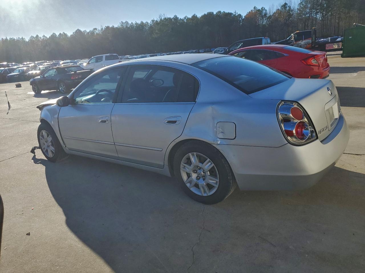 Nissan Altima S Image 3