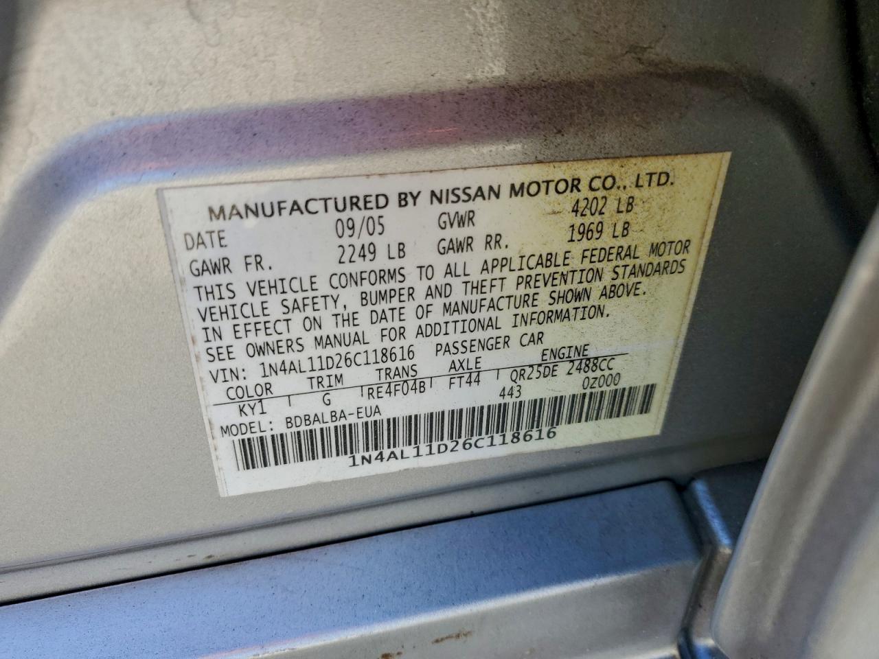 Nissan Altima S Image 2