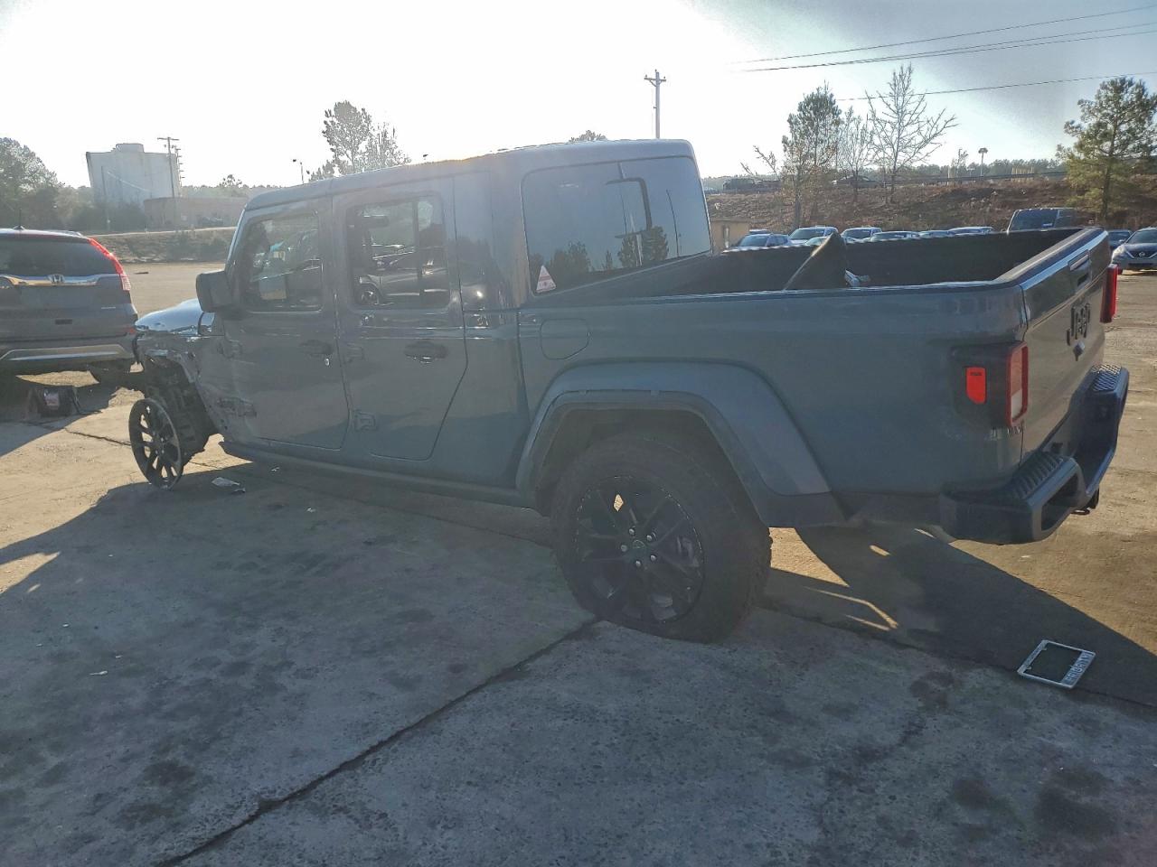 Jeep Gladiator Sport Image 4