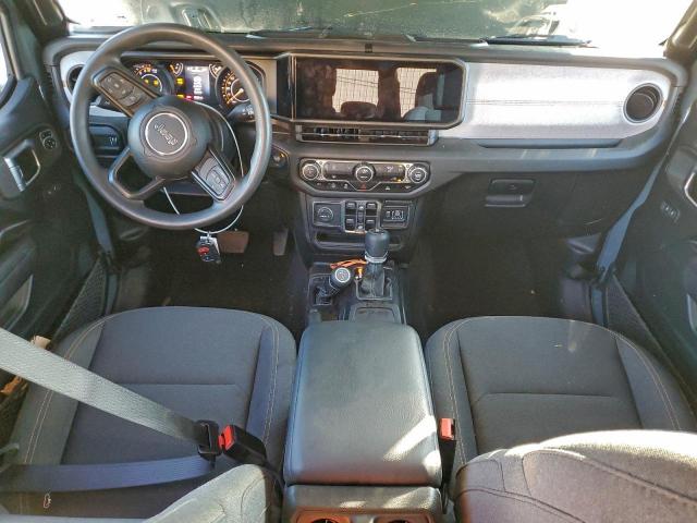 Jeep Gladiator Sport Image 7