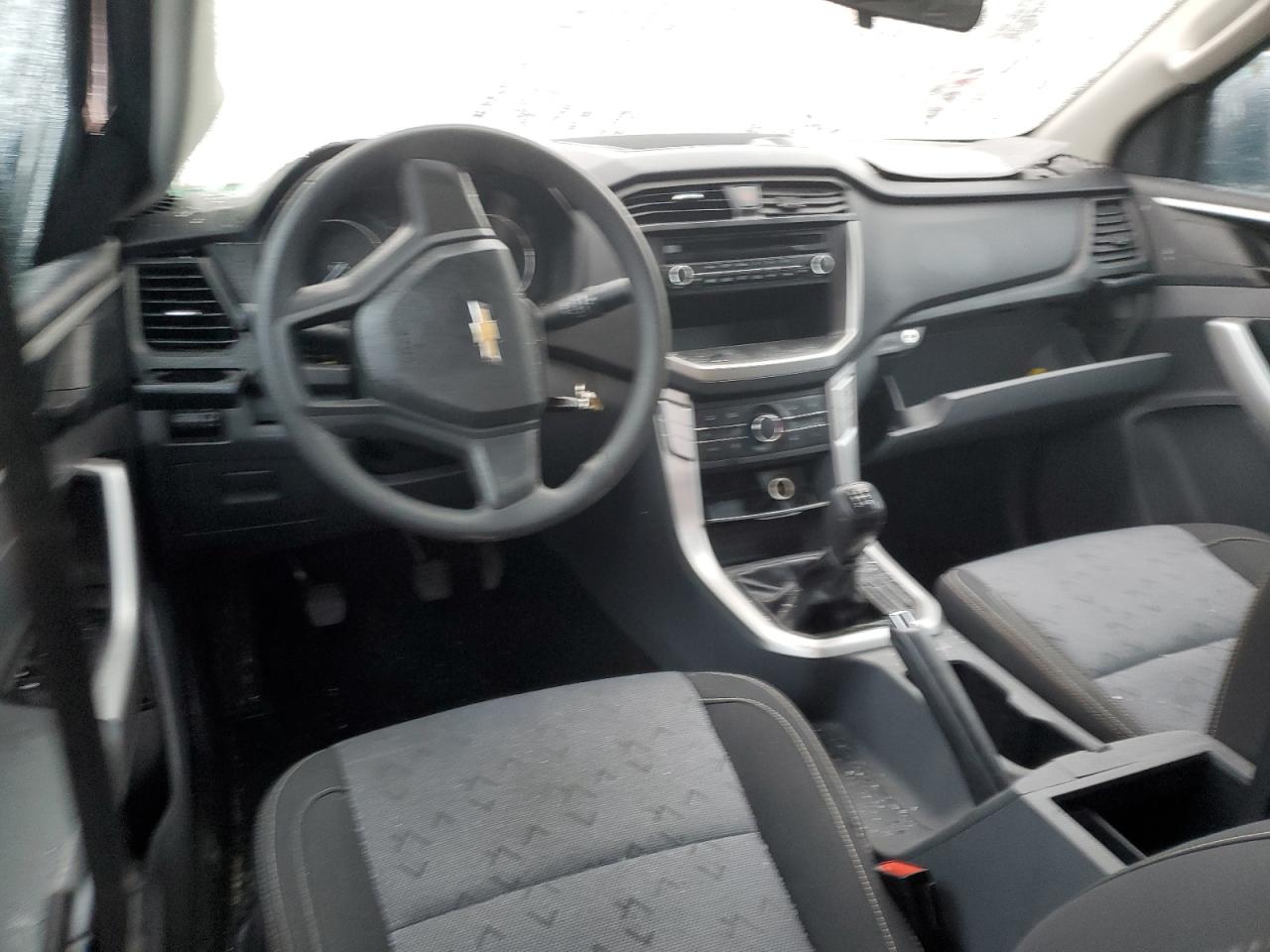 Chevrolet Silverado Image 8