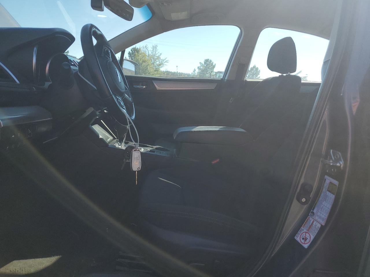 Subaru Legacy 2.5i Premium Image 8