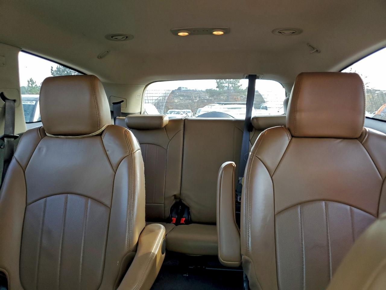 Buick Enclave Image 9