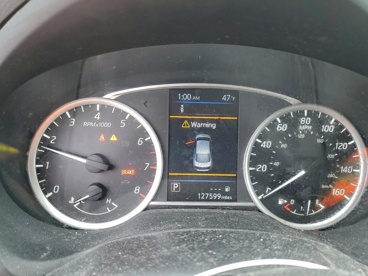 Nissan Sentra S Image 10