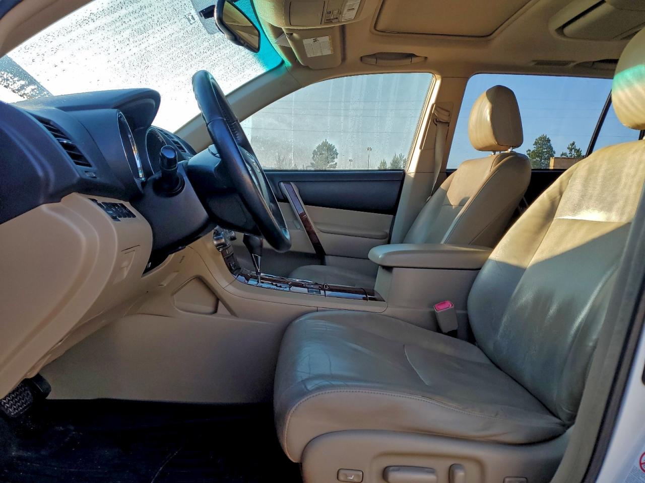 Toyota Highlander Hybrid Limited Image 12