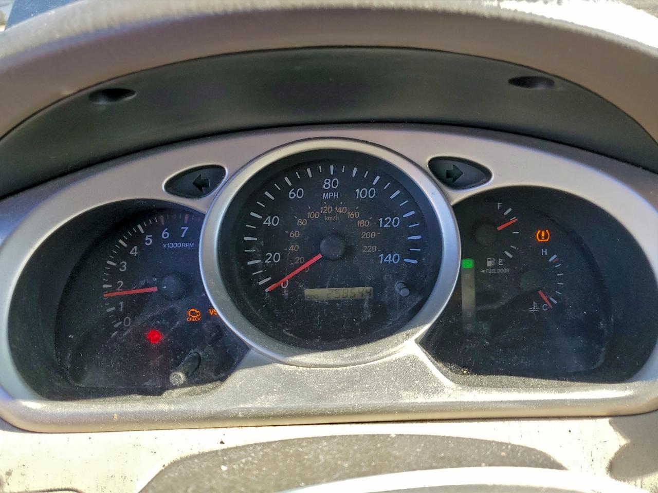 Toyota Highlander Sport Image 2