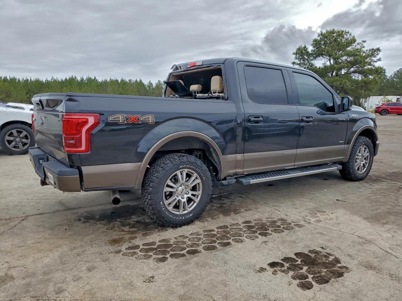 Ford F-150 Supercrew Image 4