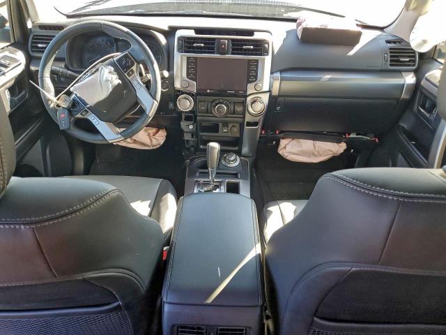 Toyota 4Runner Sr5/sr5 Premium Image 11