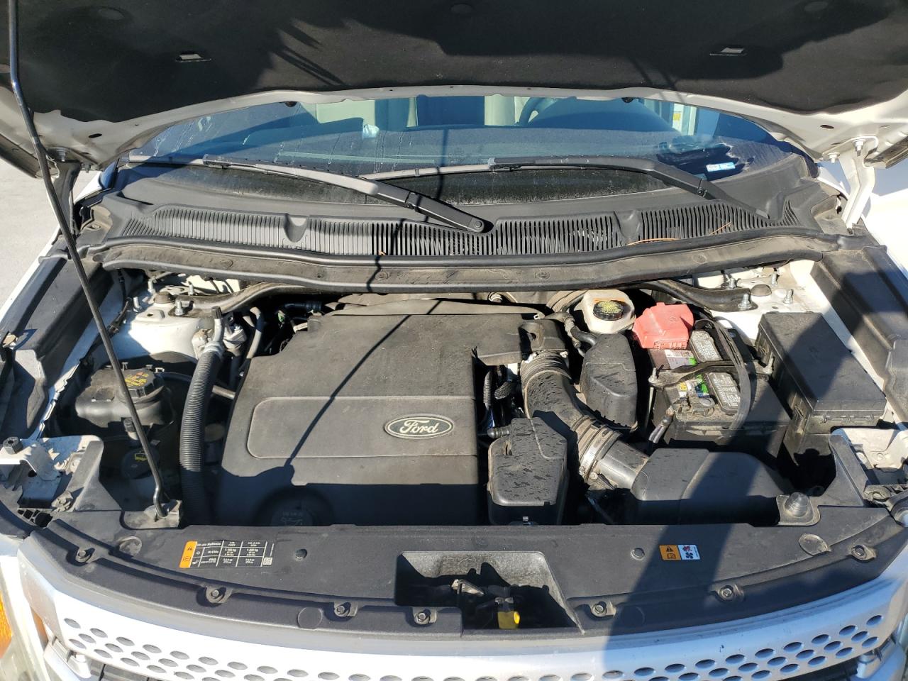 Ford Explorer Xlt Image 11