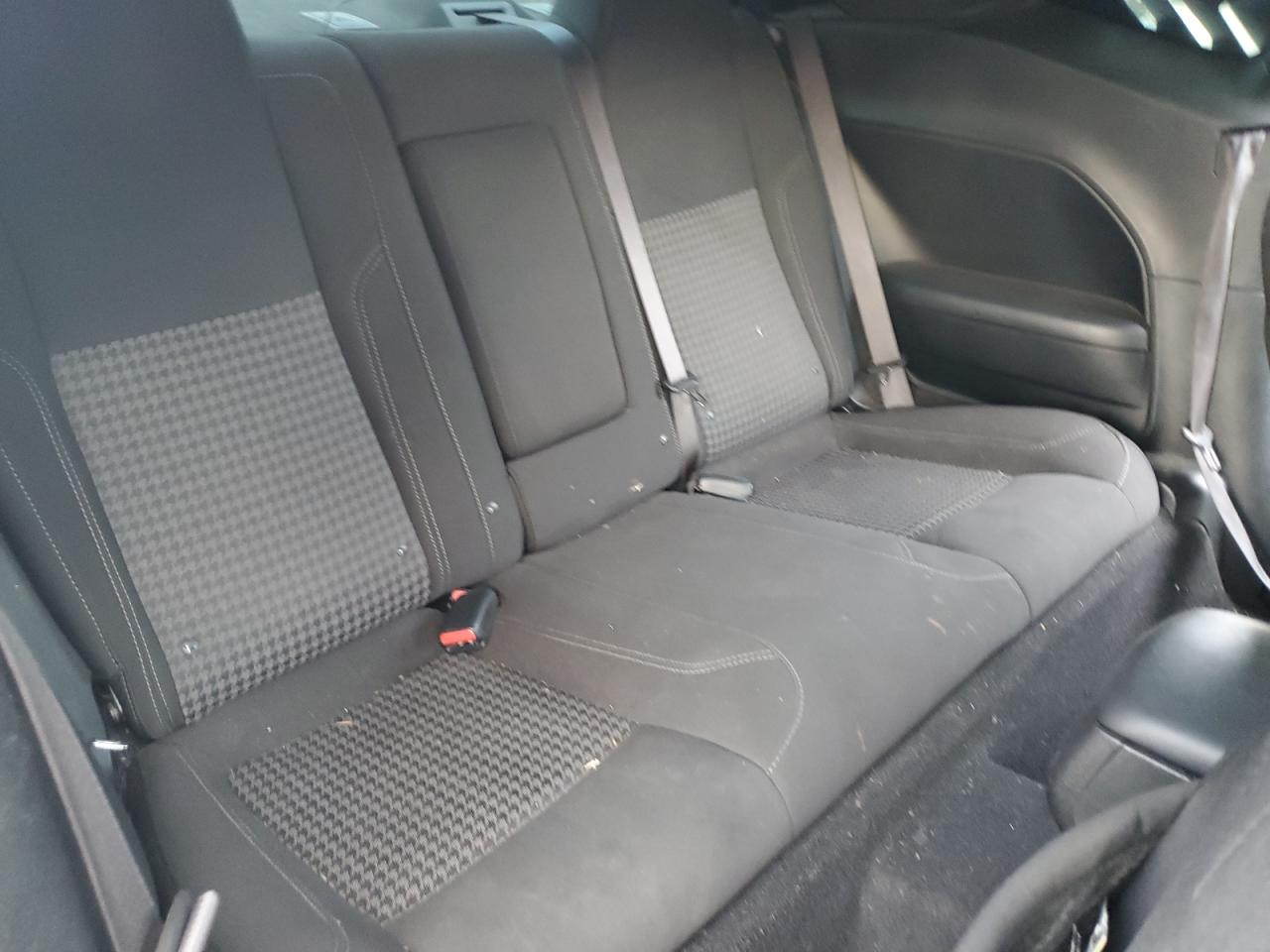 Dodge Challenger Sxt Image 7