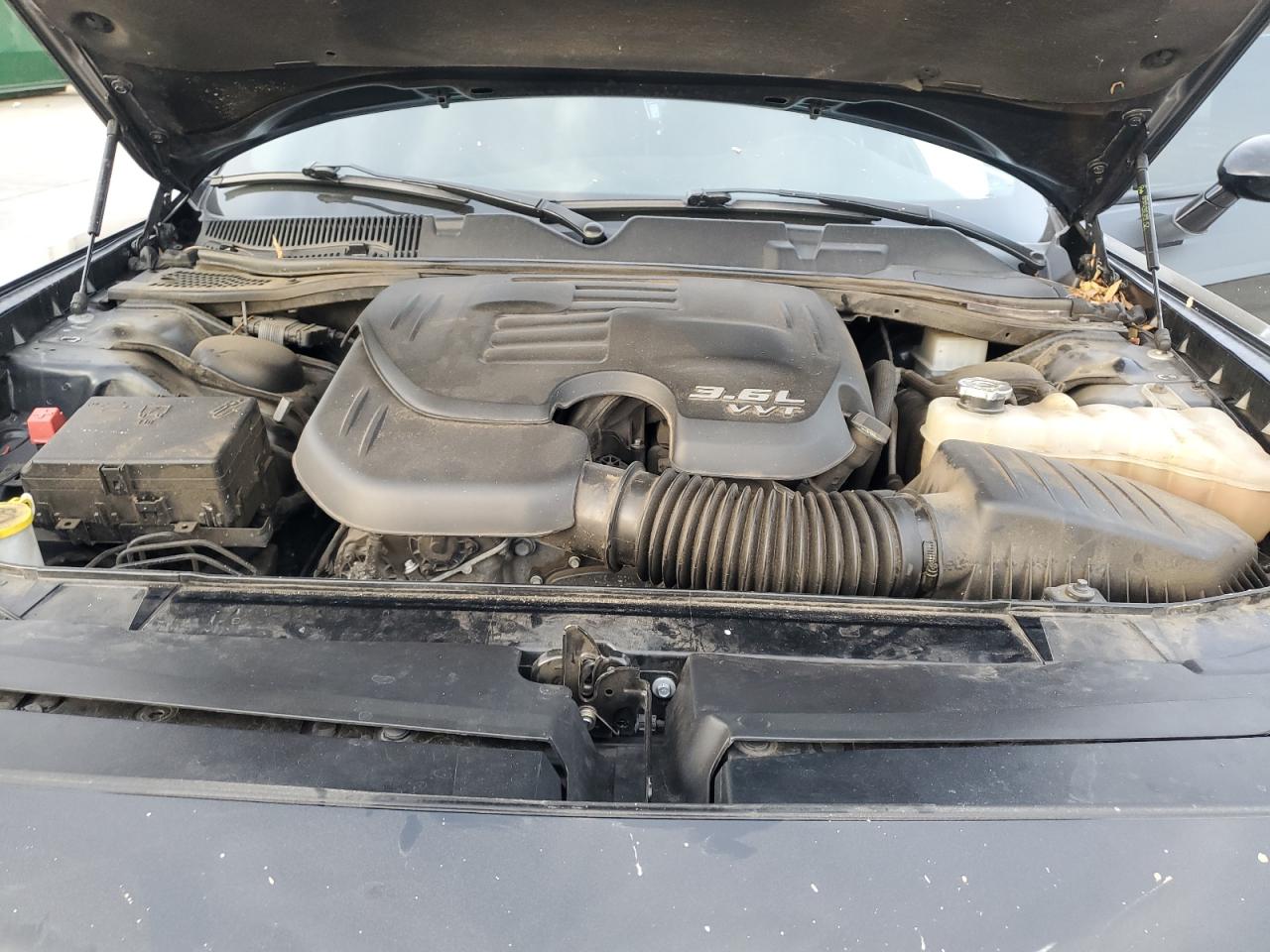 Dodge Challenger Sxt Image 11