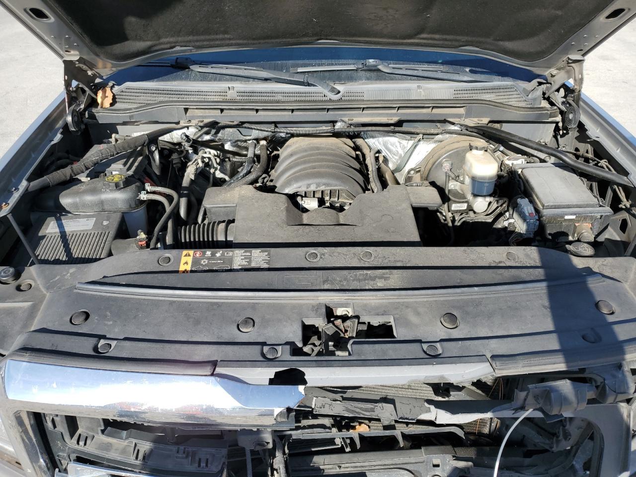 GMC Sierra C1500 Slt Image 10