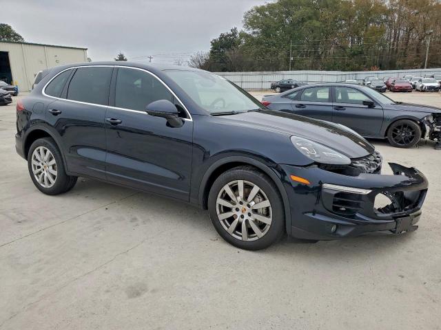 Porsche Cayenne S Image 5