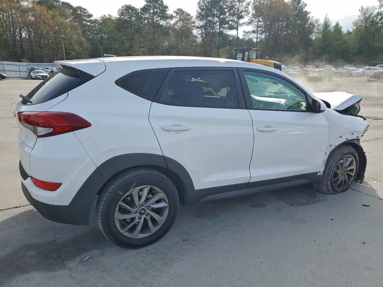 Hyundai TUCSON Se Image 5