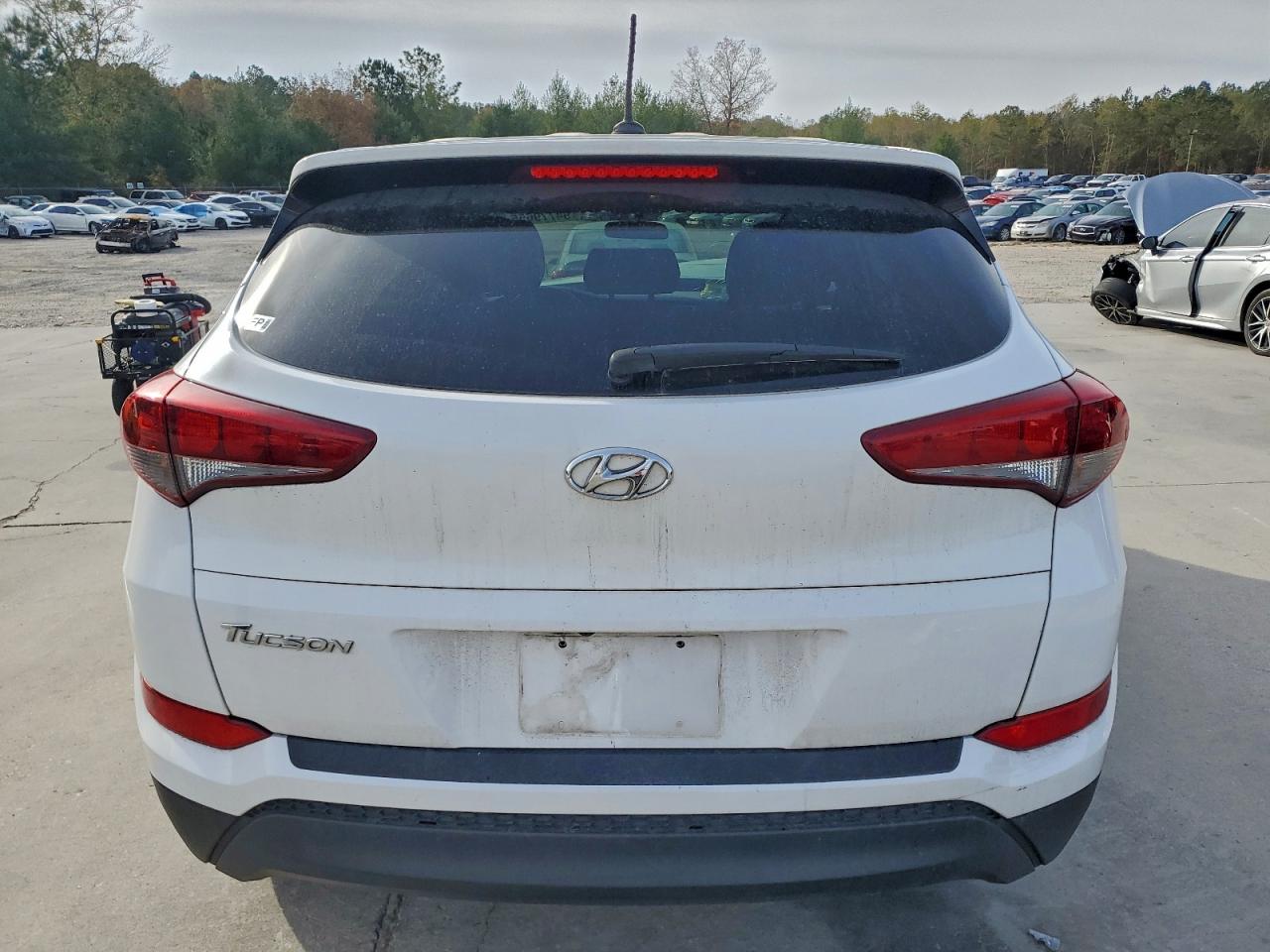 Hyundai TUCSON Se Image 9