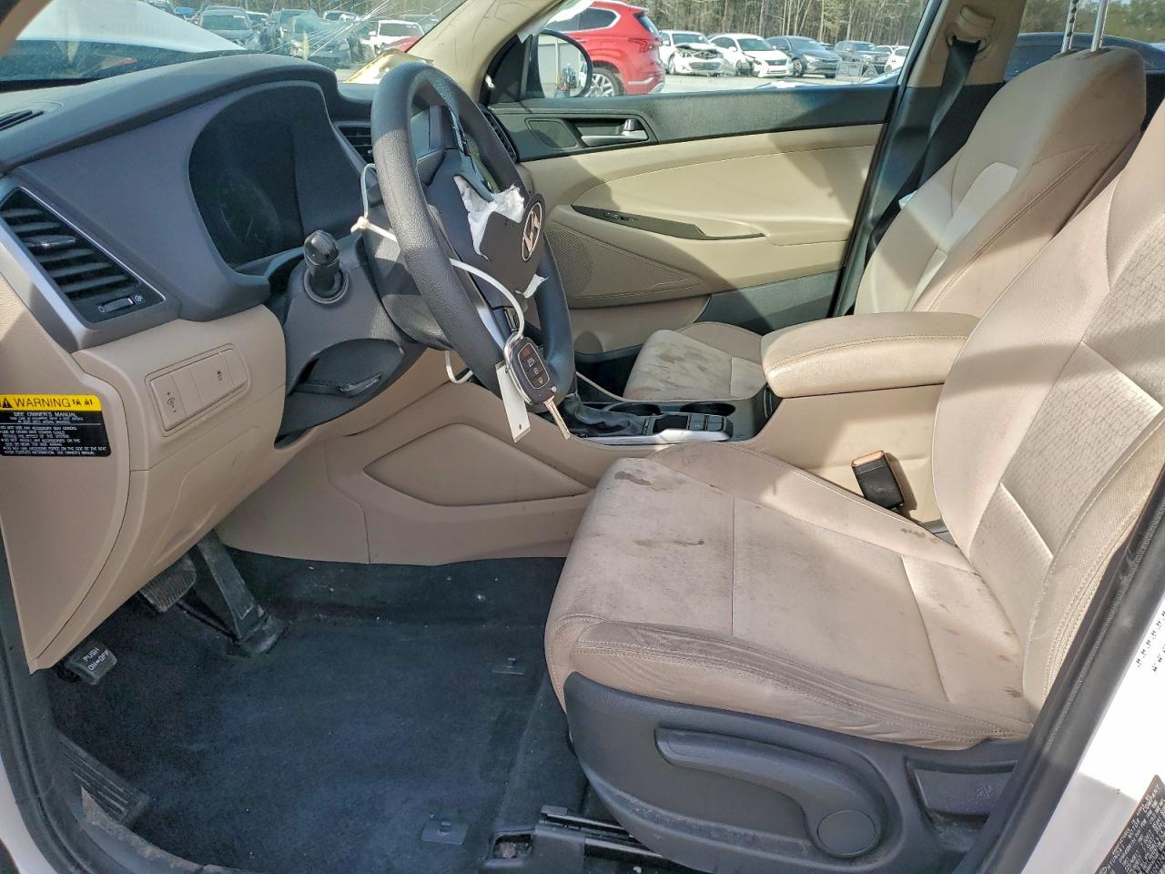 Hyundai TUCSON Se Image 12