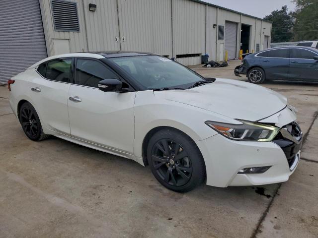 Nissan Maxima 3.5s Image 6