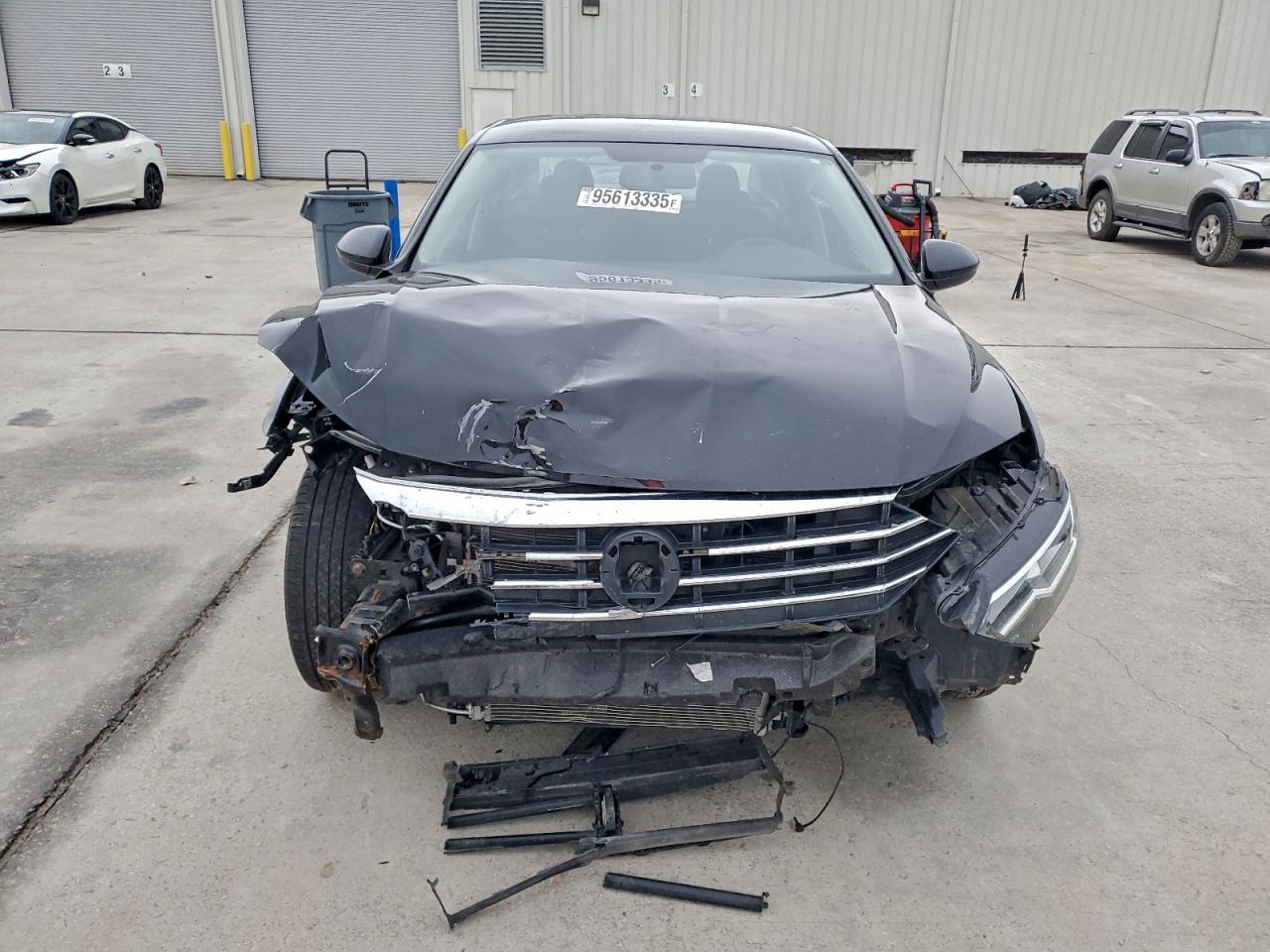 Volkswagen Jetta S Image 5