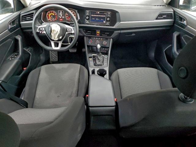 Volkswagen Jetta S Image 9