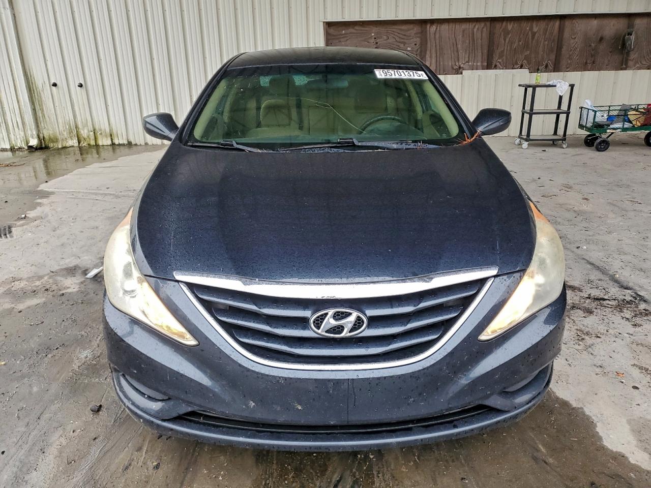 Hyundai SONATA Gls Image 12