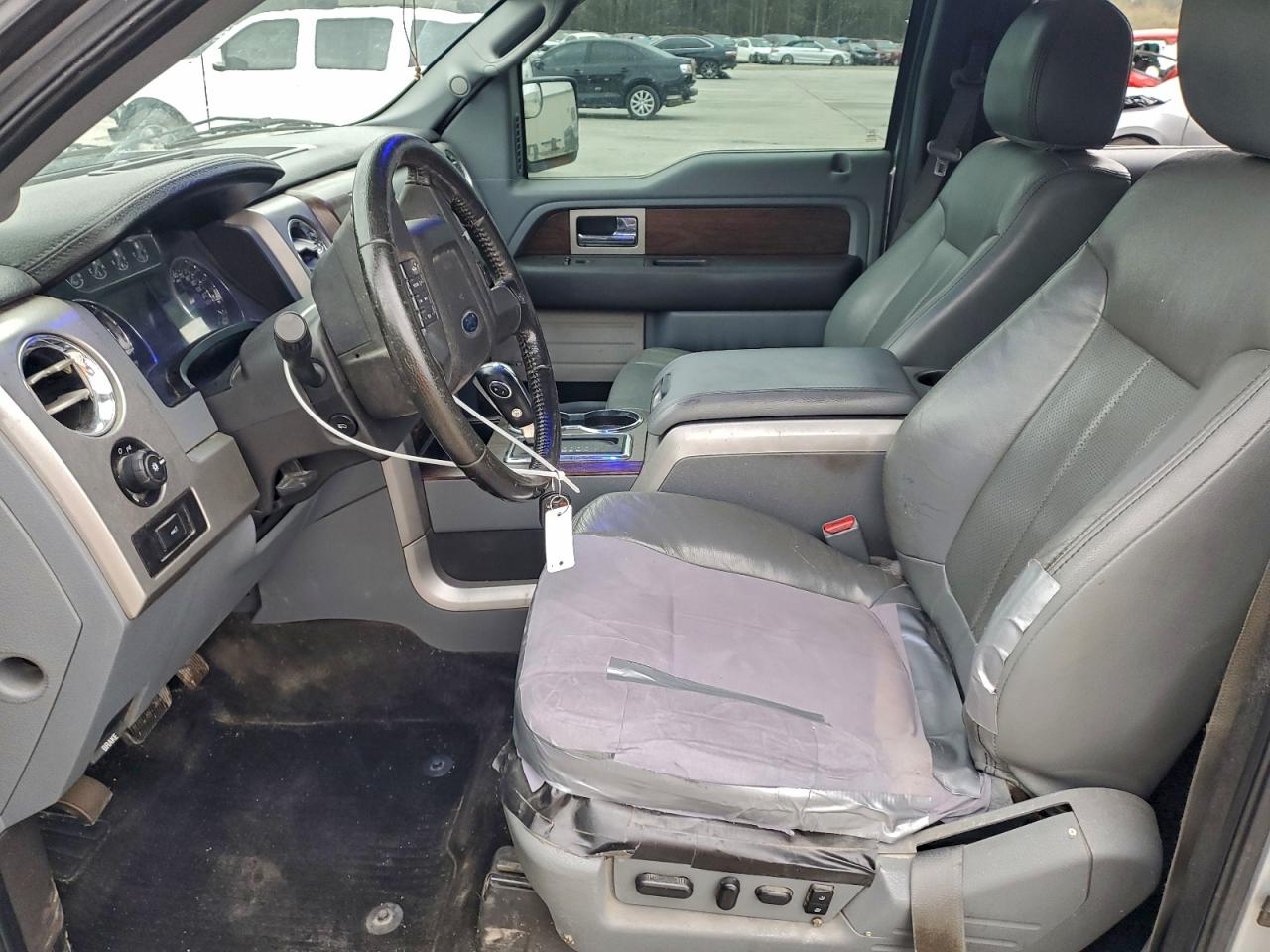 Ford F-150 Supercrew Image 12